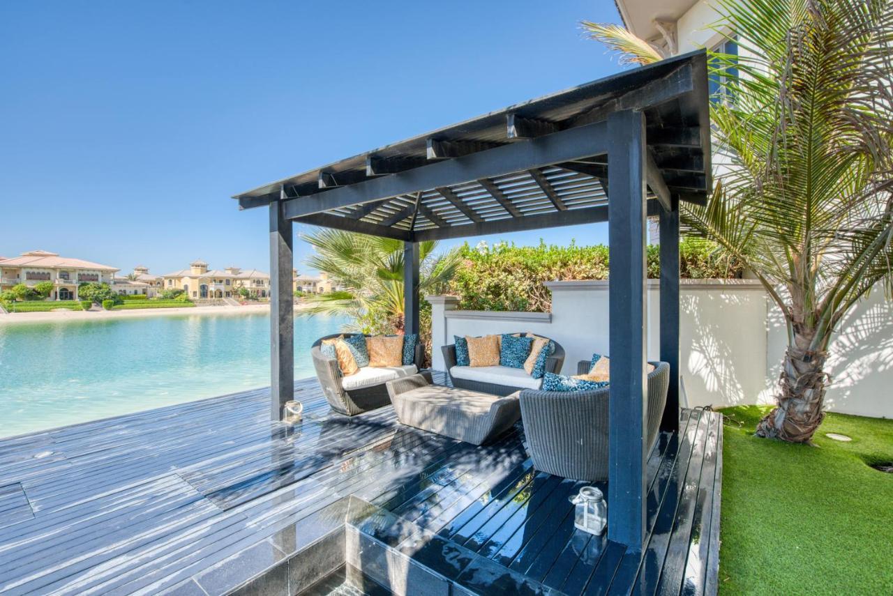 Maison Privee - Glamourous Beachfront Villa On The Palm With Pool Дубай Экстерьер фото